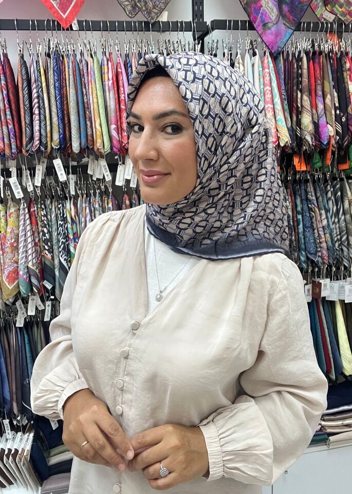 LA BOUTİQUE GÜZ SERİSİ EŞARP 1181 LACİVERT KREM