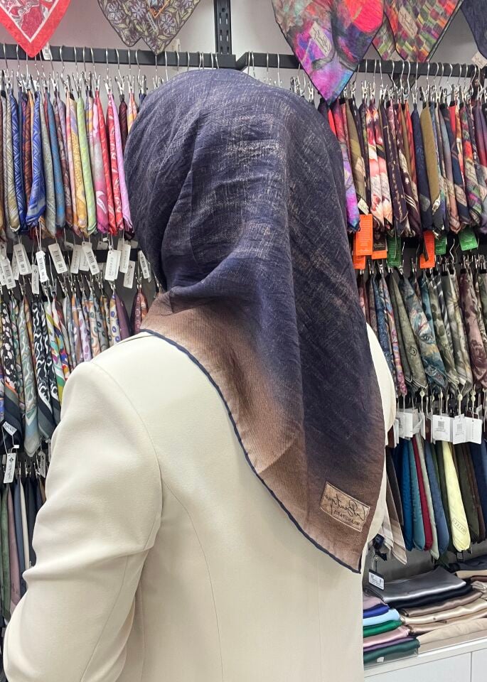 LA BOUTİQUE GÜZ SERİSİ EŞARP 1187 LACİVERT SÜTLÜ KAHVE