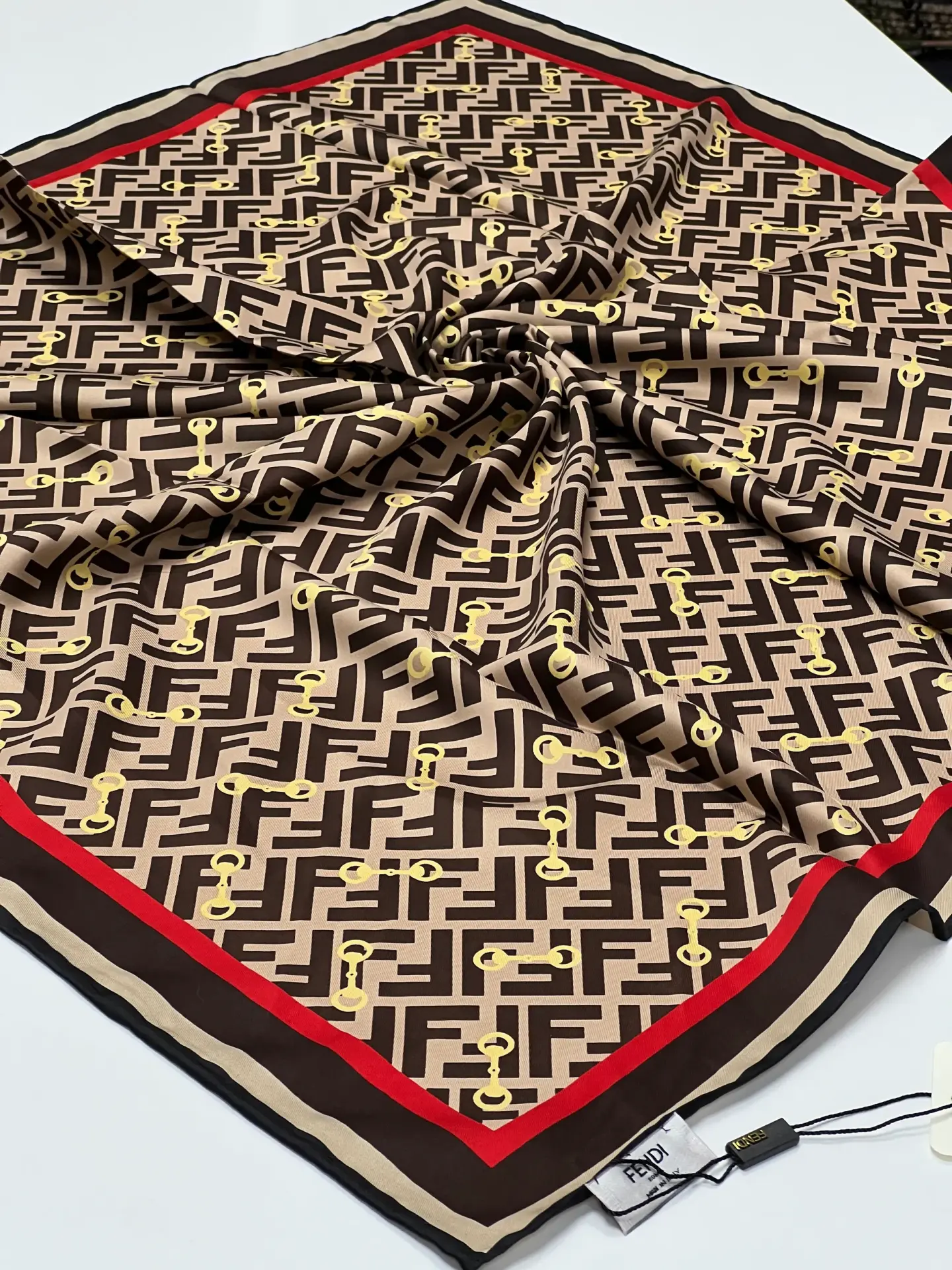 Fendi ithal eşarp 1001 MODEL 2
