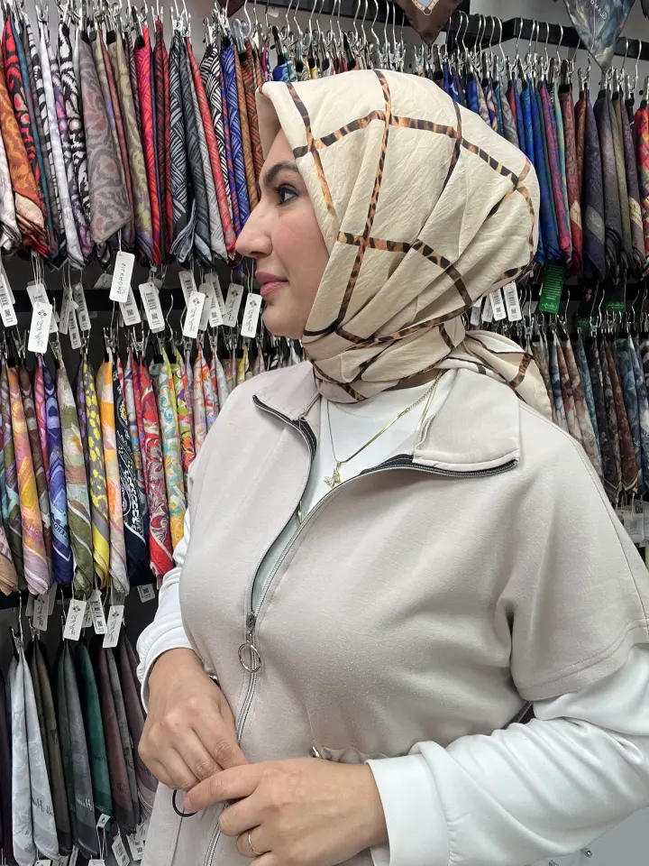 LA BOUTİQUE GÜZ SERİSİ EŞARP 1079 KREM