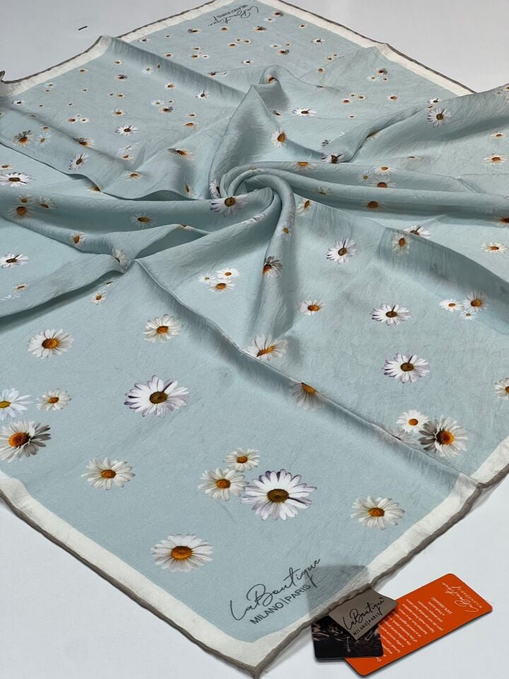 LA BOUTIQUE GÜZ SERİSİ PAPATYA DESEN 1201 MİNT YEŞİL