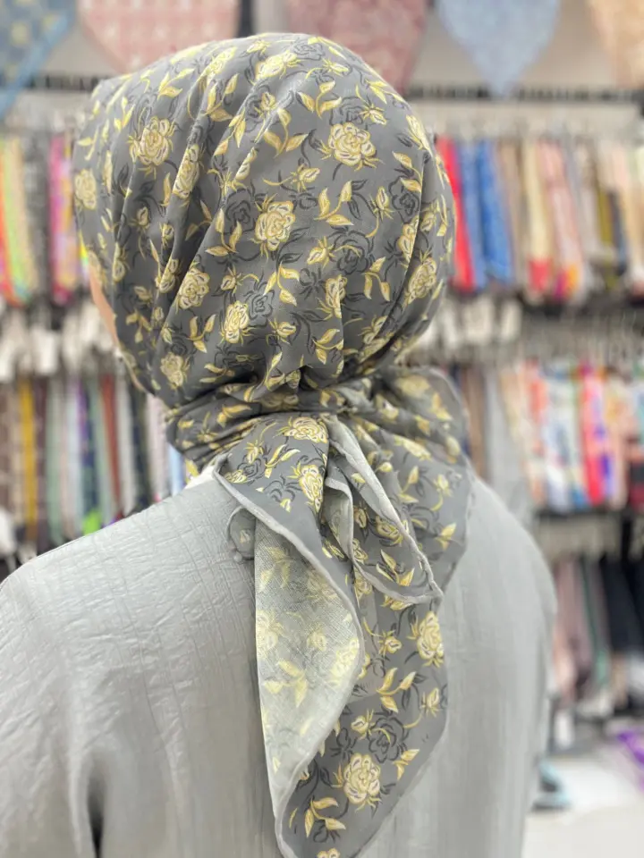 LOCELLA GÜL DESEN SOFT EŞARP 1031 FÜME