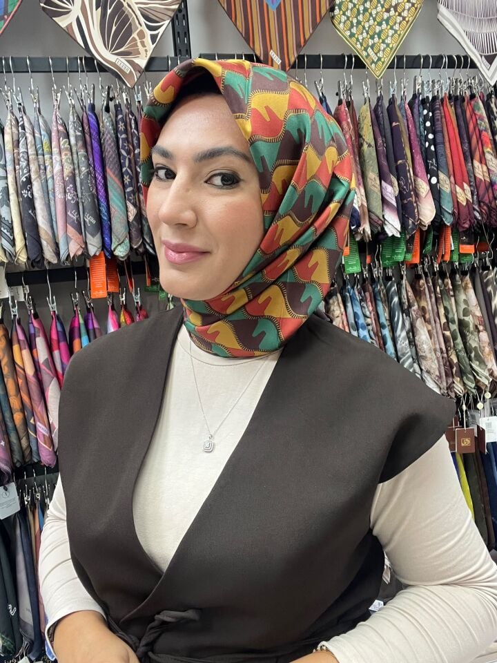 ZÜMRÜT YEŞİL