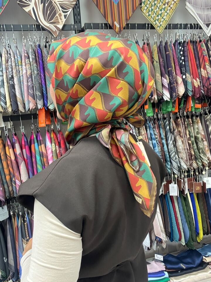 BELLİ YAPBOZ DESEN 26,27 KIŞ 1216 ZÜMRÜT YEŞİL