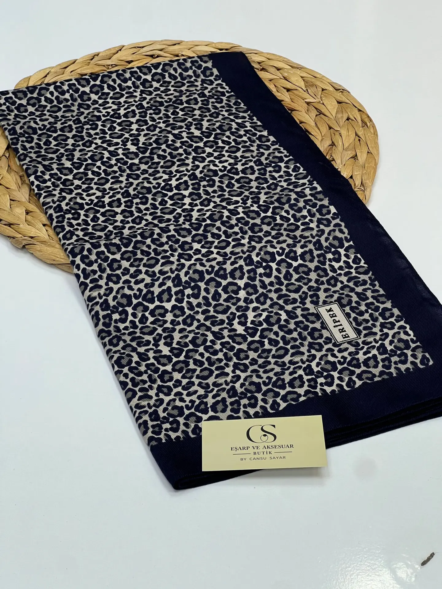 LEOPAR DESEN KIŞLIK PAMUK EŞARP LACİVERT