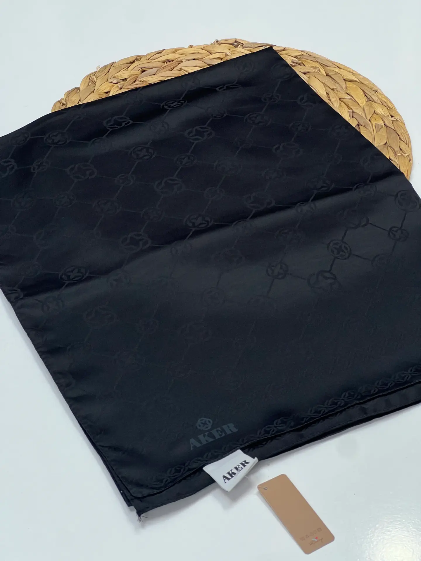 AKER SPORT MONOGRAM DESEN JAKAR ŞAL SİYAH VİZON
