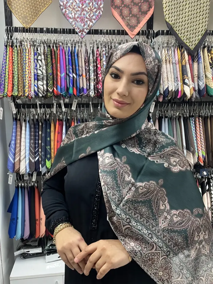 LOCELLA ETNİK DESEN VUAL İPEK ŞAL ZÜMRÜT YEŞİL