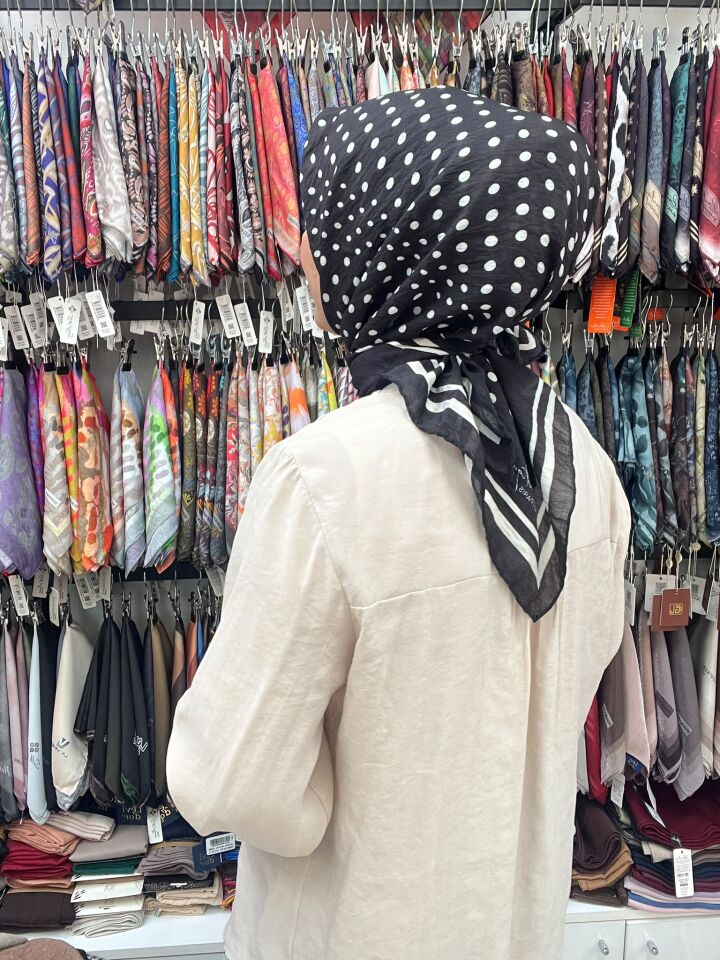 LA BOUTİQUE GÜZ SERİSİ EŞARP 1149 SİYAH