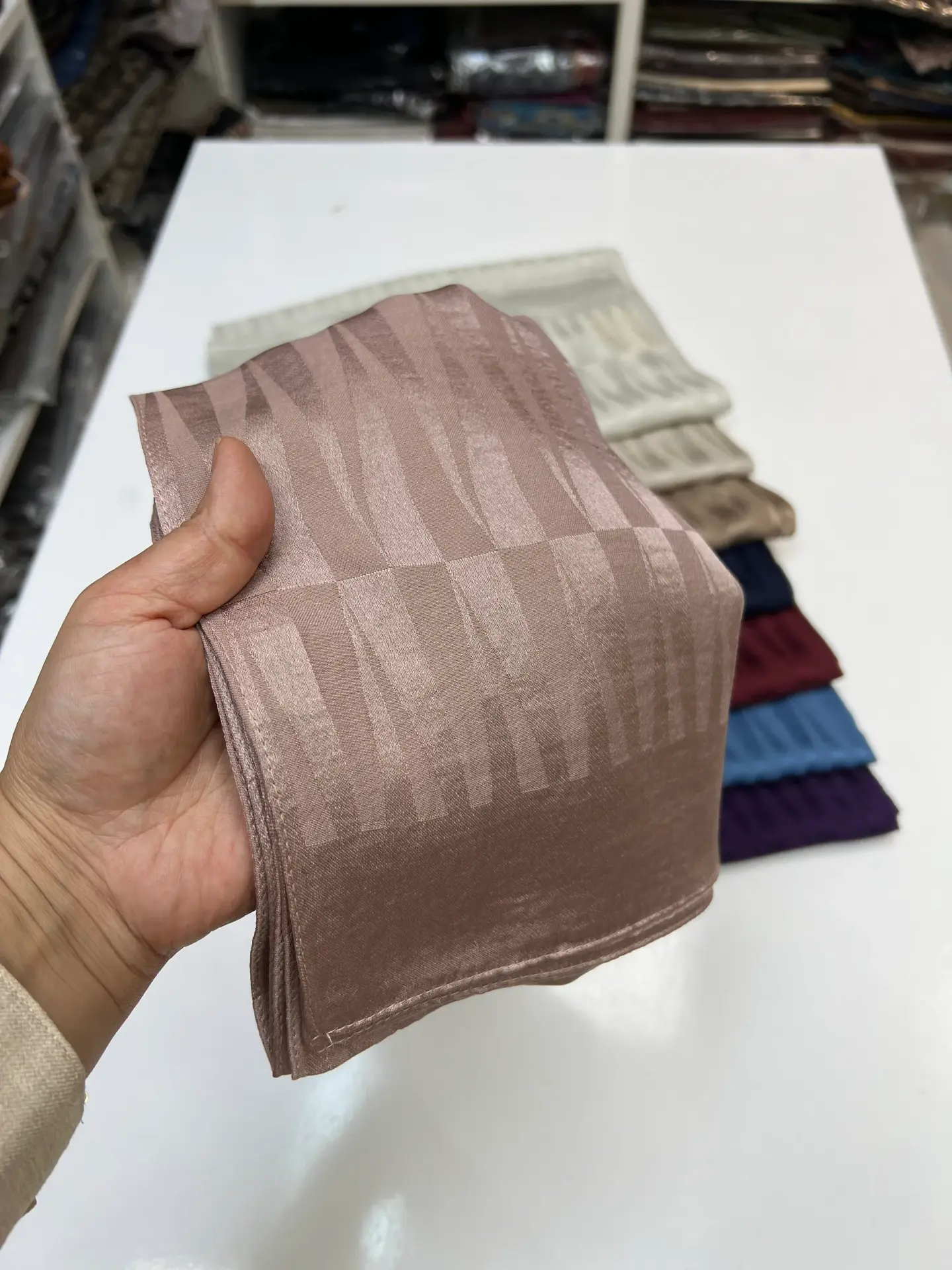 MARKA DESEN JAKAR ŞAL 1151 PUDRA