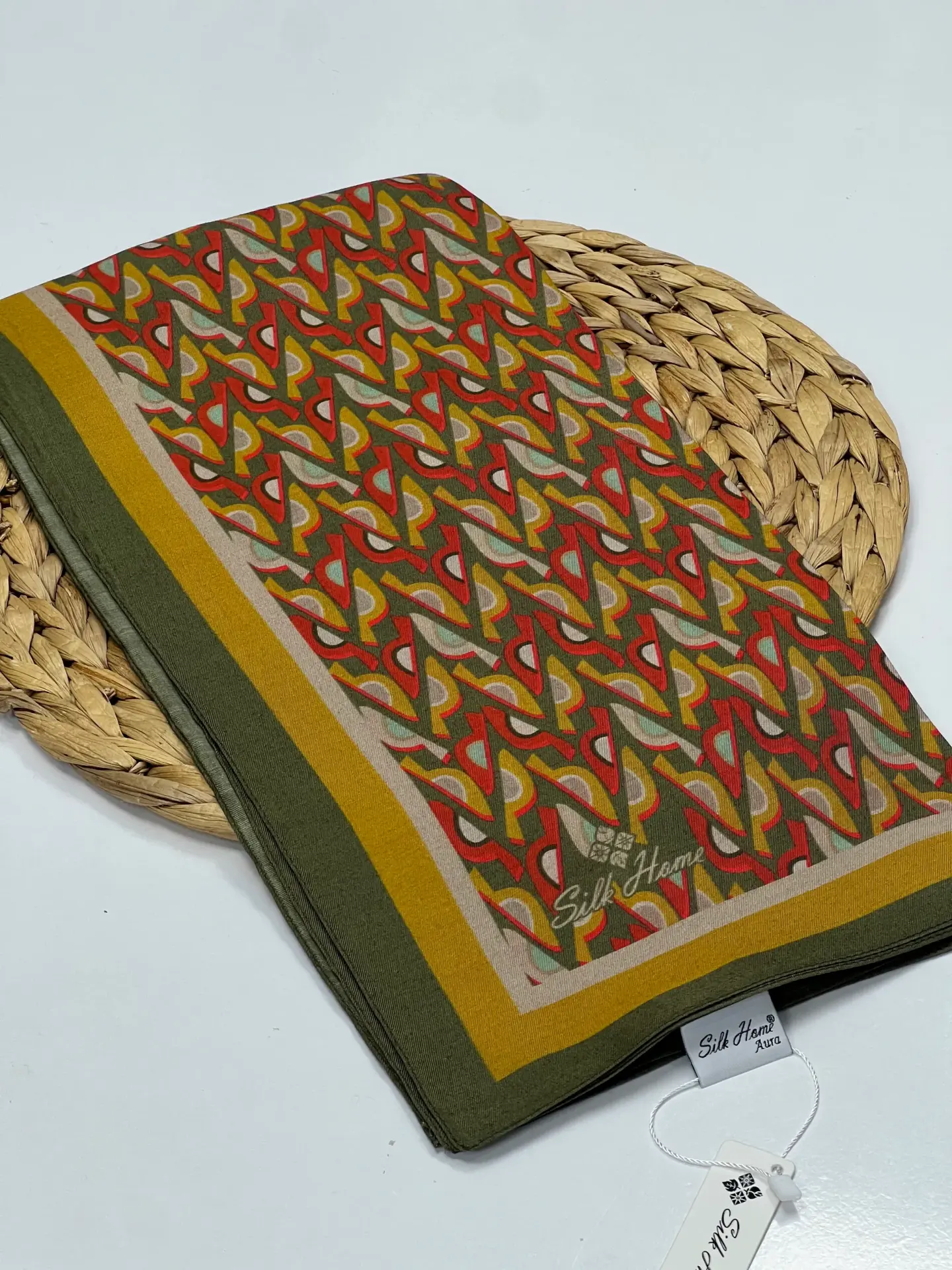 AURA SERİSİ MİNİMAL DESEN EŞARP HAKİ SOMON