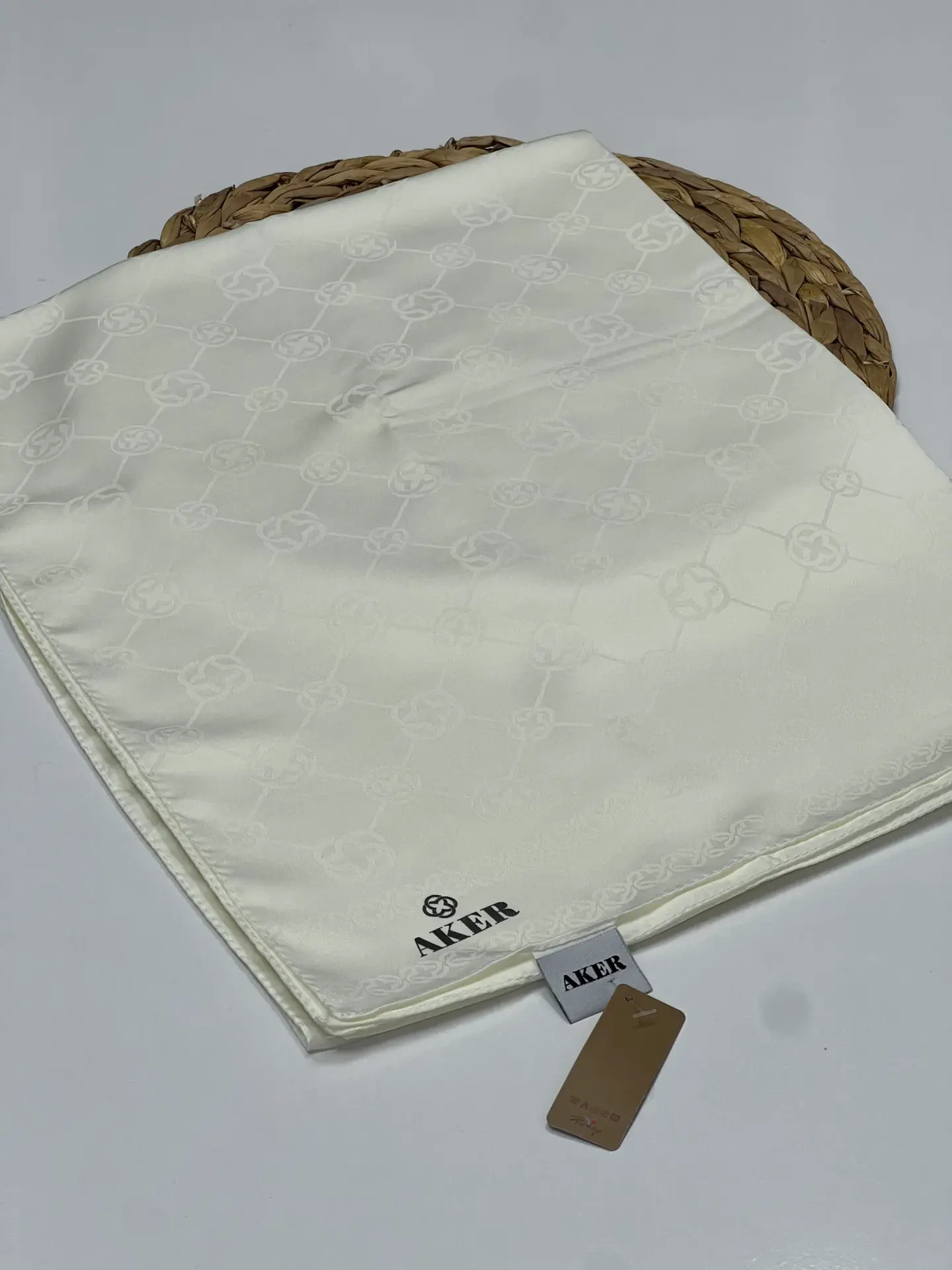 AKER SPORT MONOGRAM DESEN JAKAR ŞAL