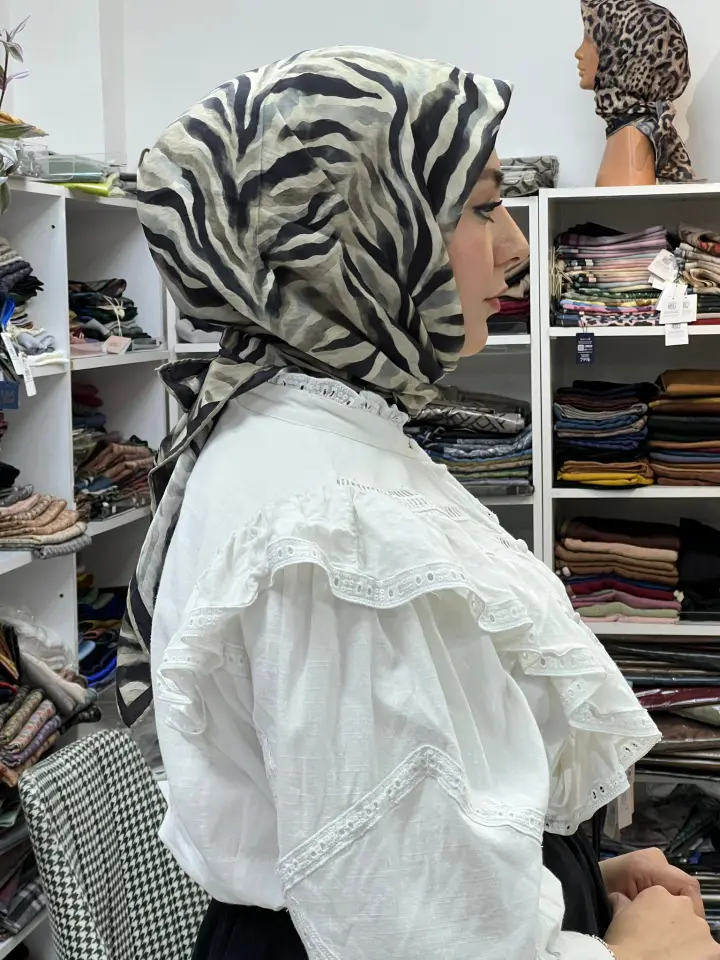 GLAMORİA ZEBRA DESEN MODAL İPEK EŞARP 1042 SİYAH