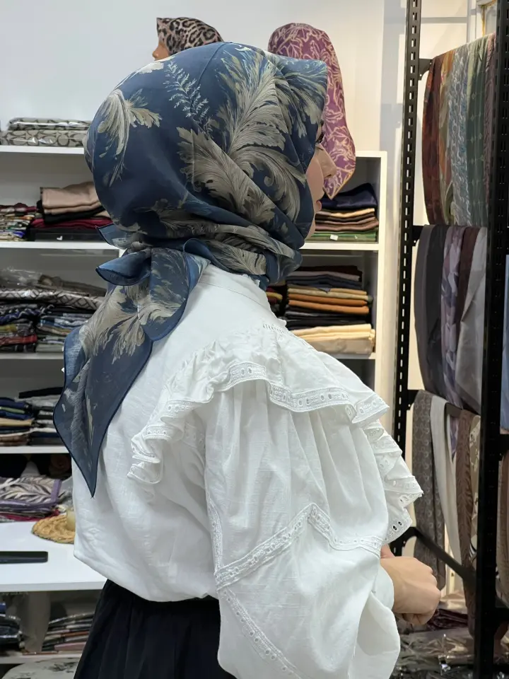 GLAMORIA TÜY DESEN MODAL İPEK EŞARP 1043 LACİVERT