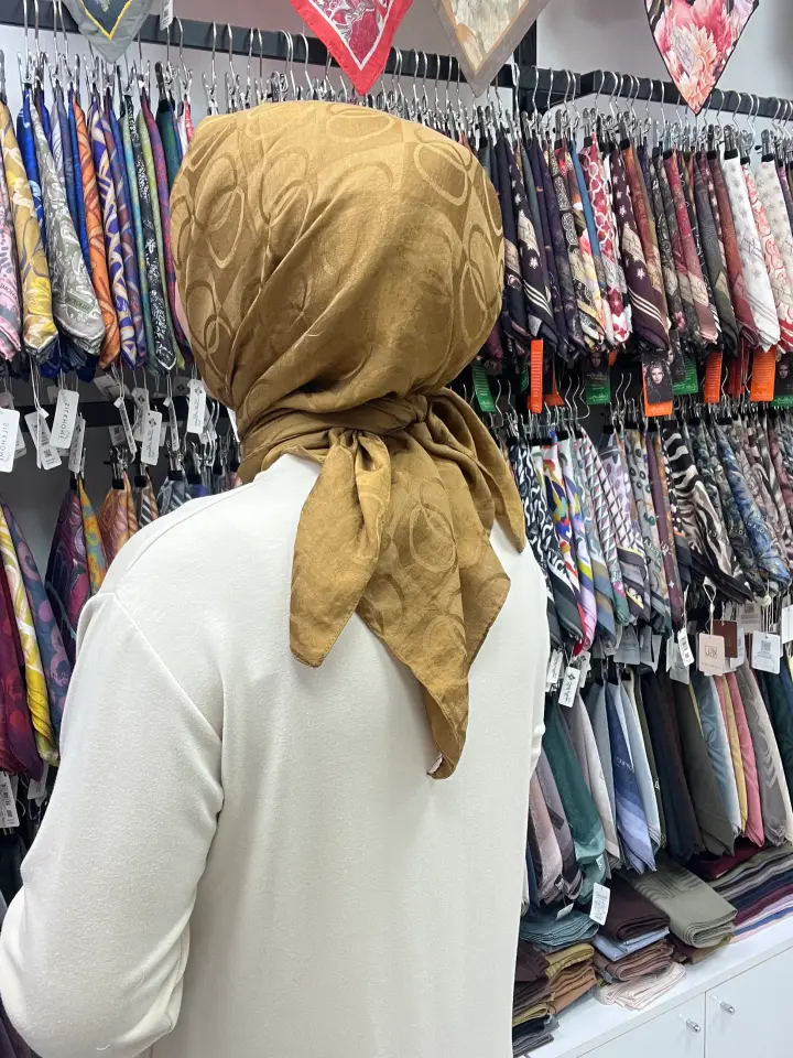 HALKA DESEN JAKAR EŞARP 1141